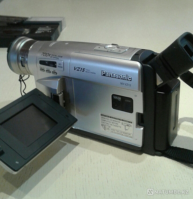 Panasonic video camera  - photo 2