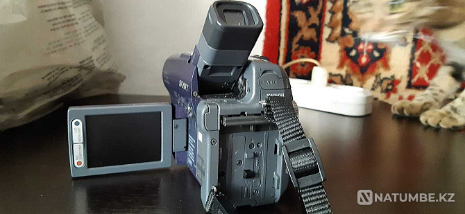 Selling SONY HANDYCAM DCR DVD91E camcorder  - photo 5