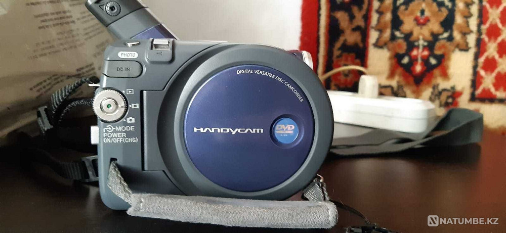 Selling SONY HANDYCAM DCR DVD91E camcorder  - photo 3