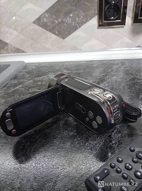 Продам видео камеру Samsung  - изображение 1