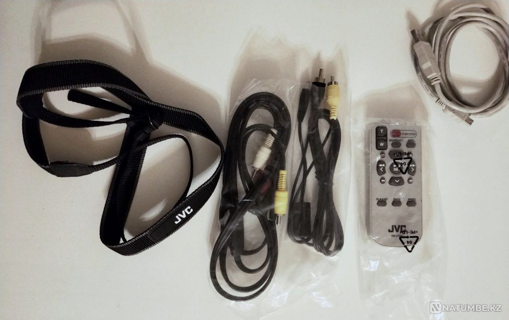 Selling Video Camera  - photo 5