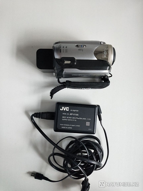 Selling Video Camera  - photo 4