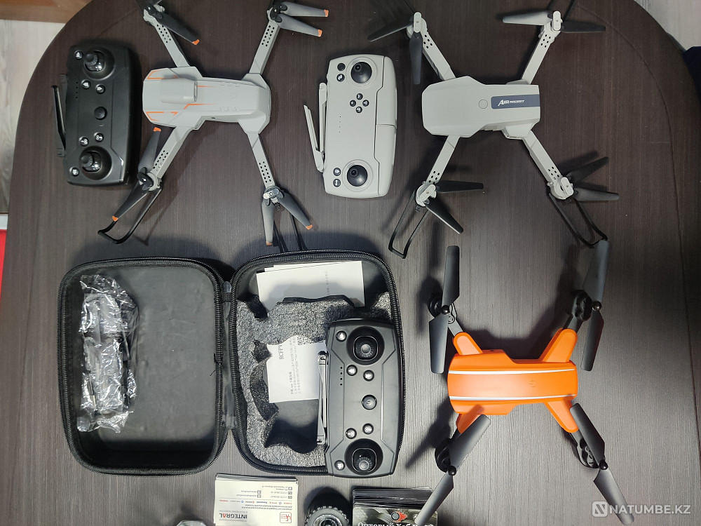 Drone quadcopter with camera  - photo 1
