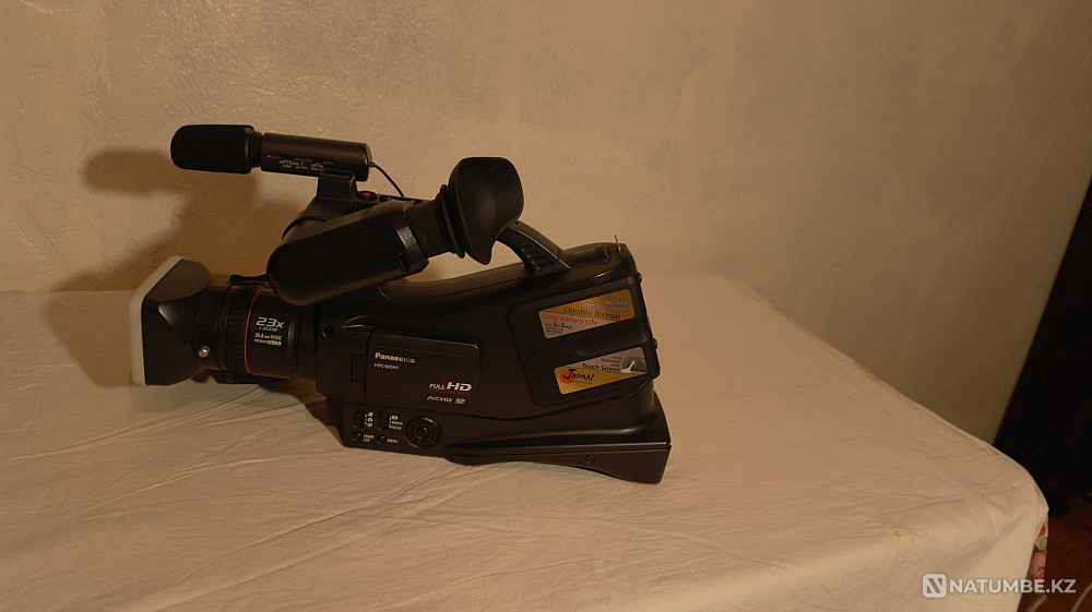 Video camera Panasonic HDC-MDH1GC-K  - photo 3