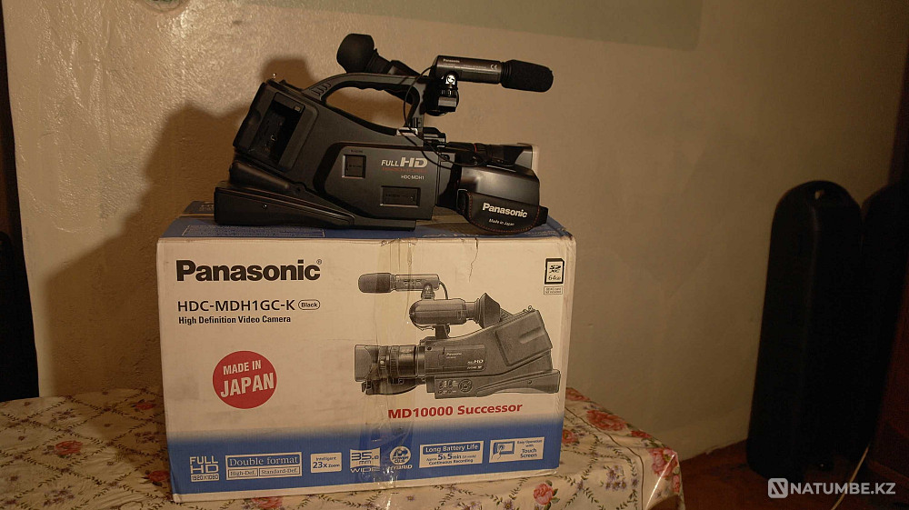 Video camera Panasonic HDC-MDH1GC-K  - photo 2