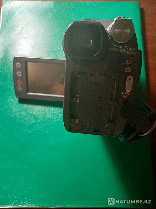 Selling SONY video camera  - photo 3