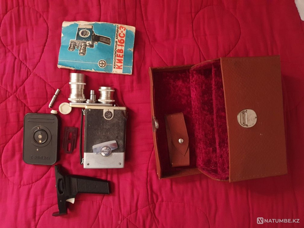 Кинокамера киев 16с-3 СССР  - изображение 1