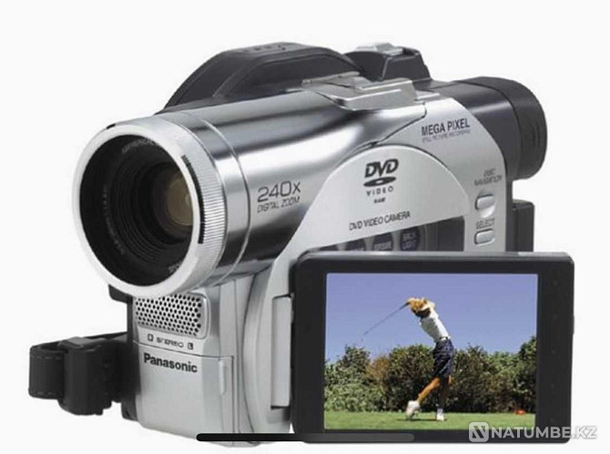 Video camera PANASONIC VDR-M70  - photo 1