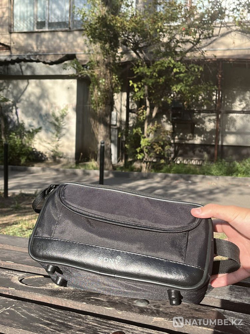 Sony cassette camera  - photo 1