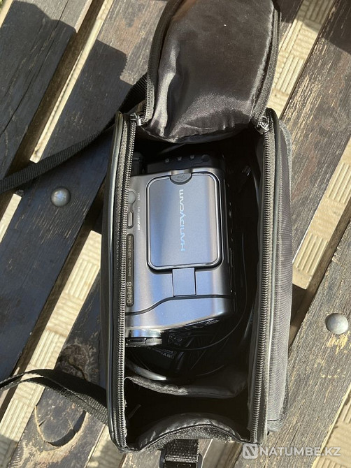 Sony cassette camera  - photo 2