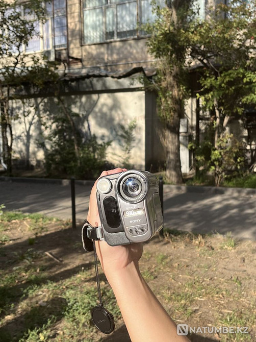 Sony cassette camera  - photo 3