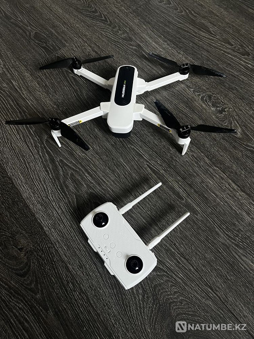 Drone hubsan zino  - photo 1
