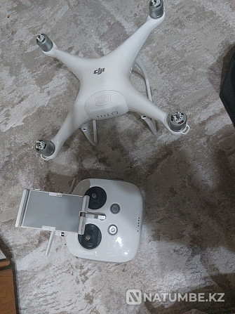 DJI Phantom 4 ұсынған дрон  - изображение 1