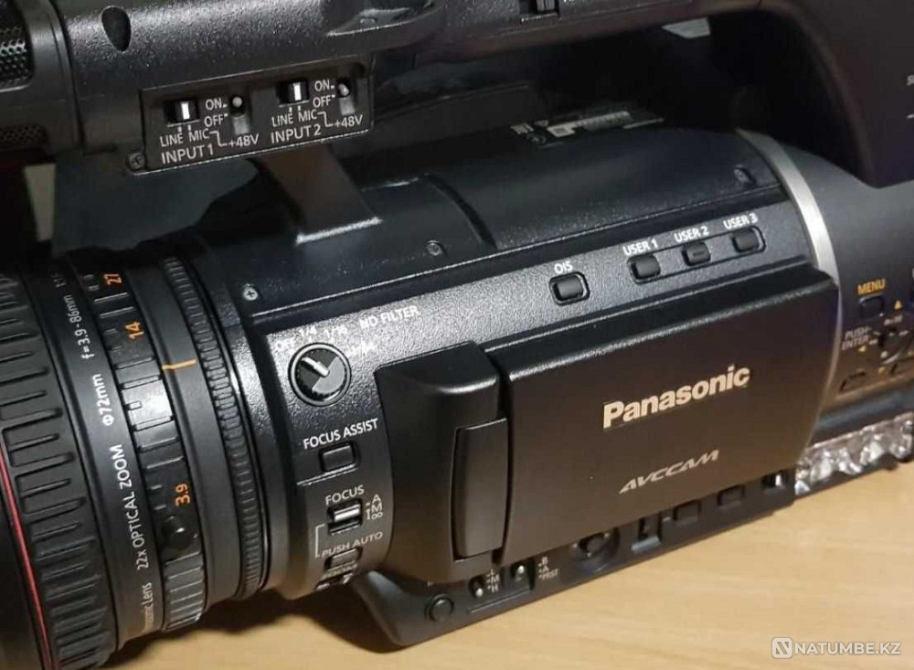 Selling Panasonic AG-AC160 video camera  - photo 2