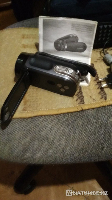 Видеокамера SAMSUNG  - изображение 1