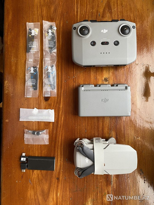 DJI MINI 2 Fly More Combo  - photo 6