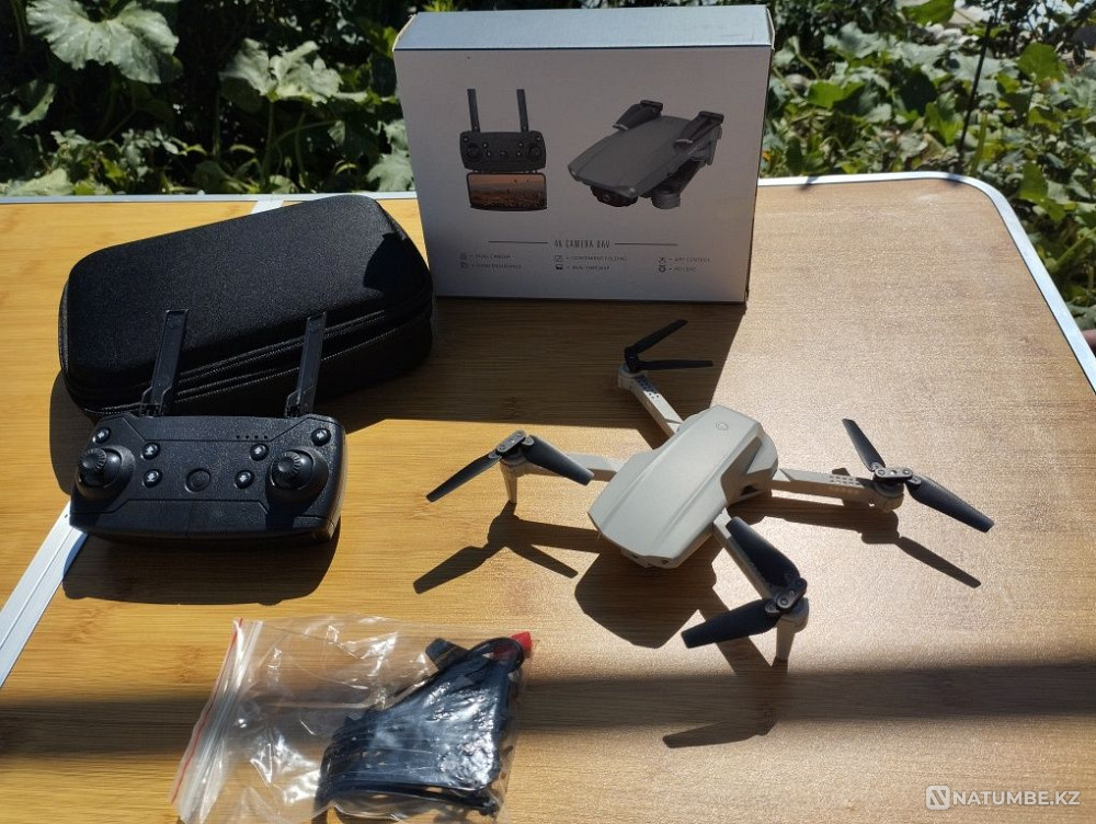 Drone quadcopter with 2 cameras  - photo 3