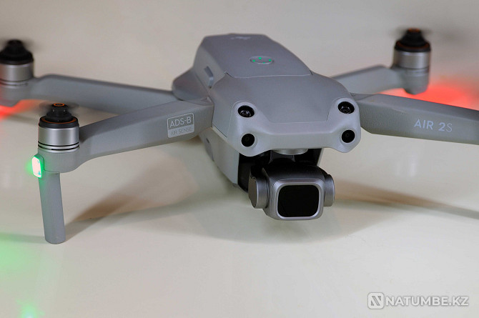 Квадрокоптер DJI Air 2S Fly More Combo; в отличном состоянии  - изображение 5