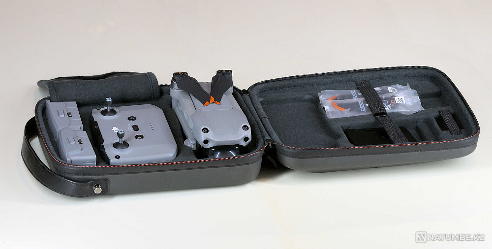 DJI Air 2S Fly More Combo Quadcopter; in great condition  - photo 7