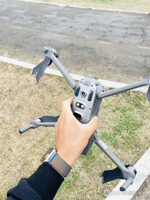 DJI Mavic 2 Pro Zoom  - photo 3