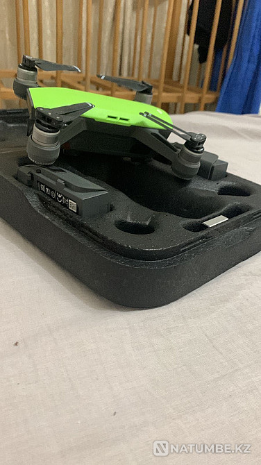 dji spark quadcopter  - photo 8