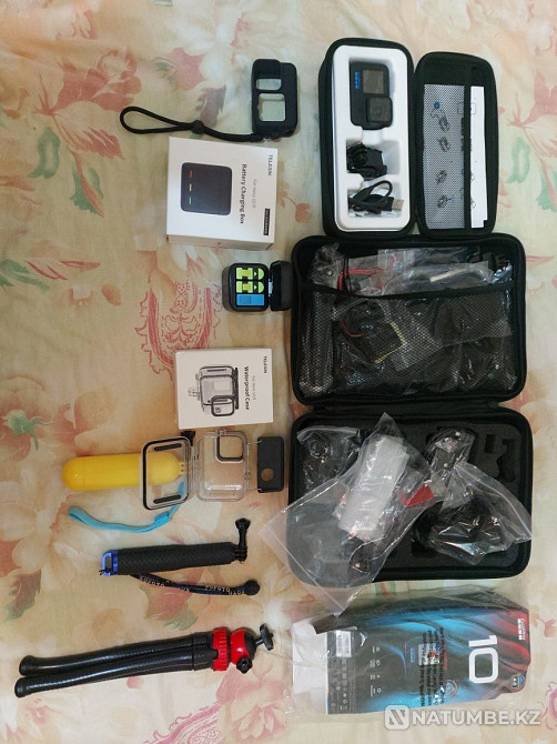 Selling GoPro Hero 10 Adventure bundle  - photo 8