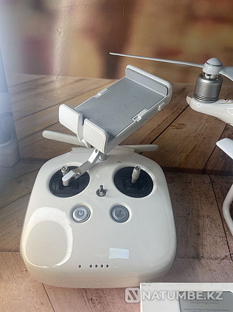 Дрон квадрокоптер DJI Phantom 4 pro код товара 0654  - изображение 2