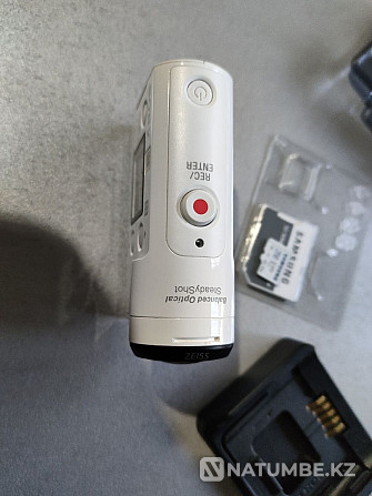 Қашықтан басқару пульті бар Sony FDR-X3000 4K экшн камерасы  - изображение 7