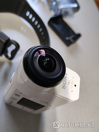 Қашықтан басқару пульті бар Sony FDR-X3000 4K экшн камерасы  - изображение 2