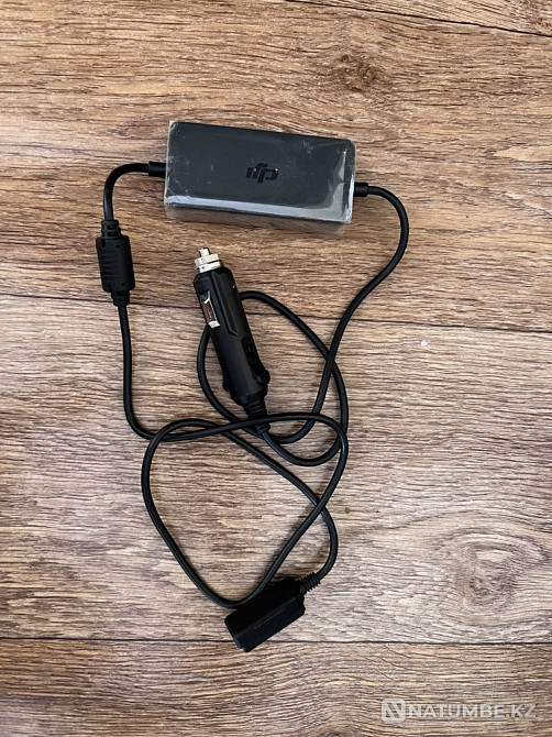 Selling car charger for drone quadcopter  - photo 1