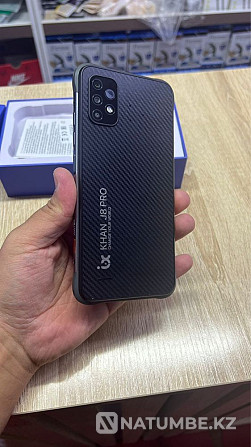 Ixxi Khan J8 pro armored phone  - photo 3