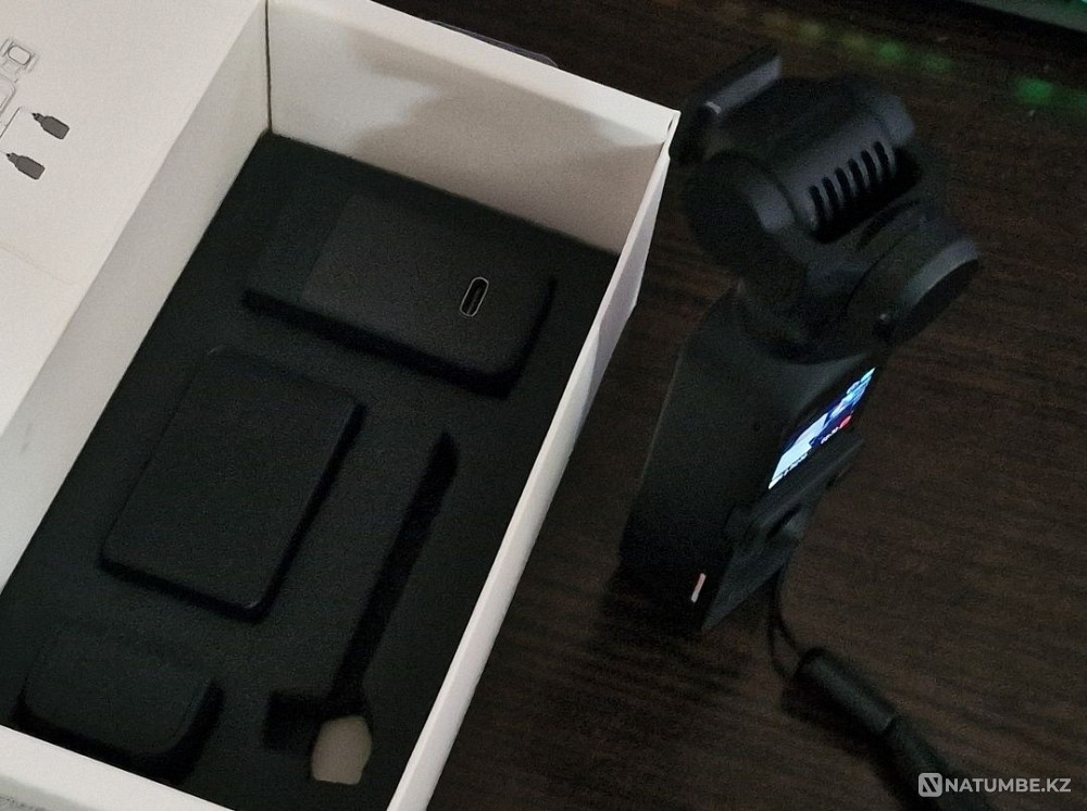Dji pocket 2 Creator edition Camera with stabilizer  - photo 4