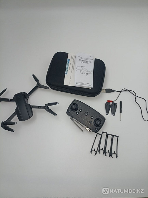 Quadcopter/Drone e99 pro 2  - photo 5
