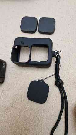 GoPro Hero 9 Black с комплекте (штатив; батарея; защита; чехол) 