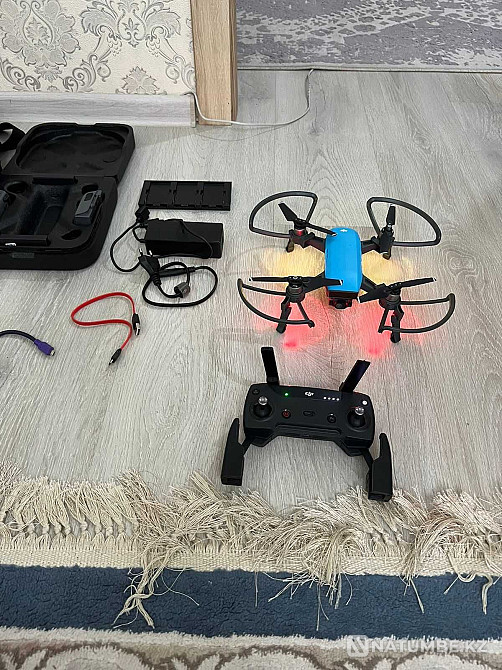 Дрон DJI Spark с камерой FullHD и стабилизацией СРОЧНО  - изображение 2