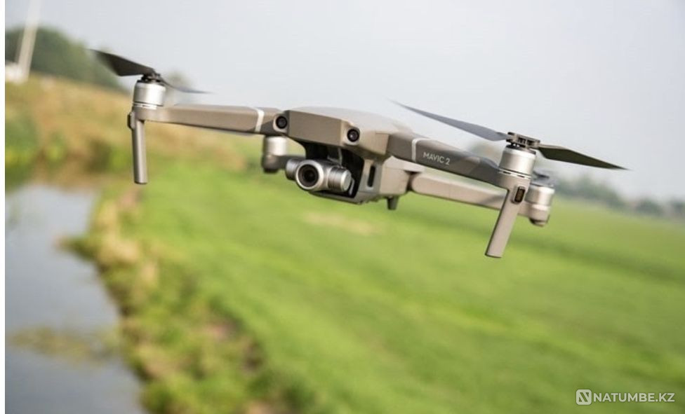 DJI Mavic 2 Zoom Quadcopter  - photo 4