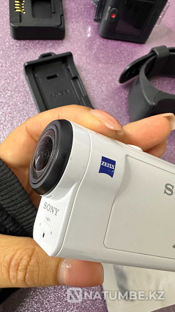 Экшн камера Sony FDR 3000 полная комплектация  - изображение 2