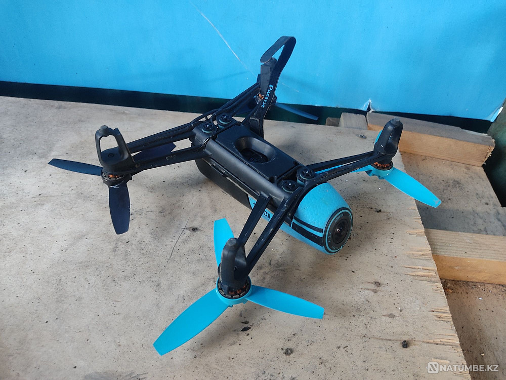 Квадрокоптер Parrot  - изображение 2