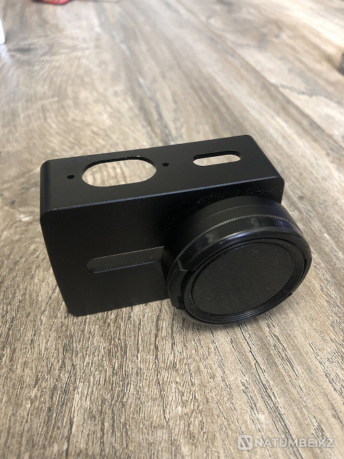 Экшн-камера Xiaomi YI 4k в отличном состоянии + набор аксессуаров  - изображение 7