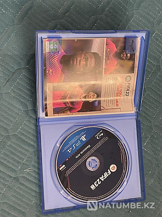 fifa 23 disc on ps4  - photo 2