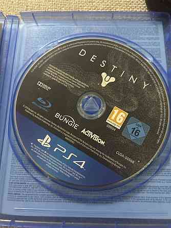 Продам игру на PS4 Destiny 