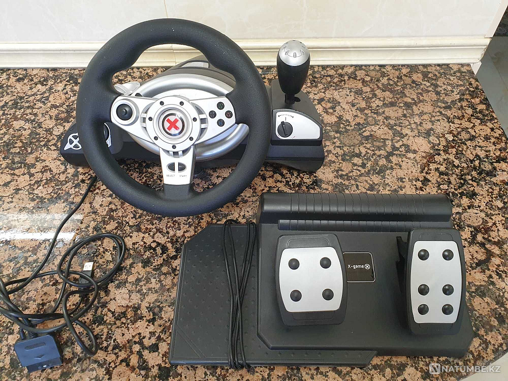 Руль для игры для комьпьютера и сони плейстейшена  - изображение 1