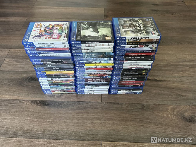 Game discs for PlayStation 4 PlayStation 5  - photo 1