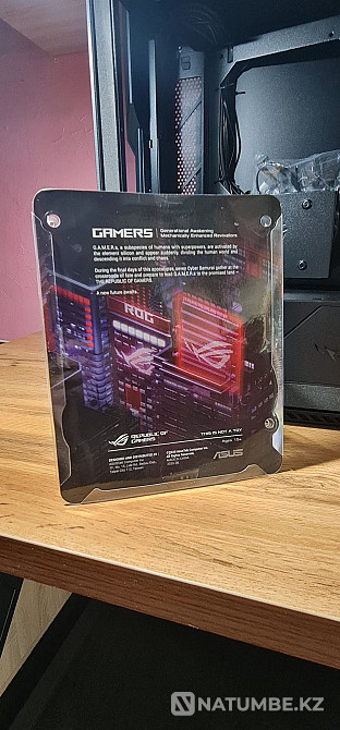 SE7EN фигурка от Asus ROG Republic of Gamers  - изображение 5