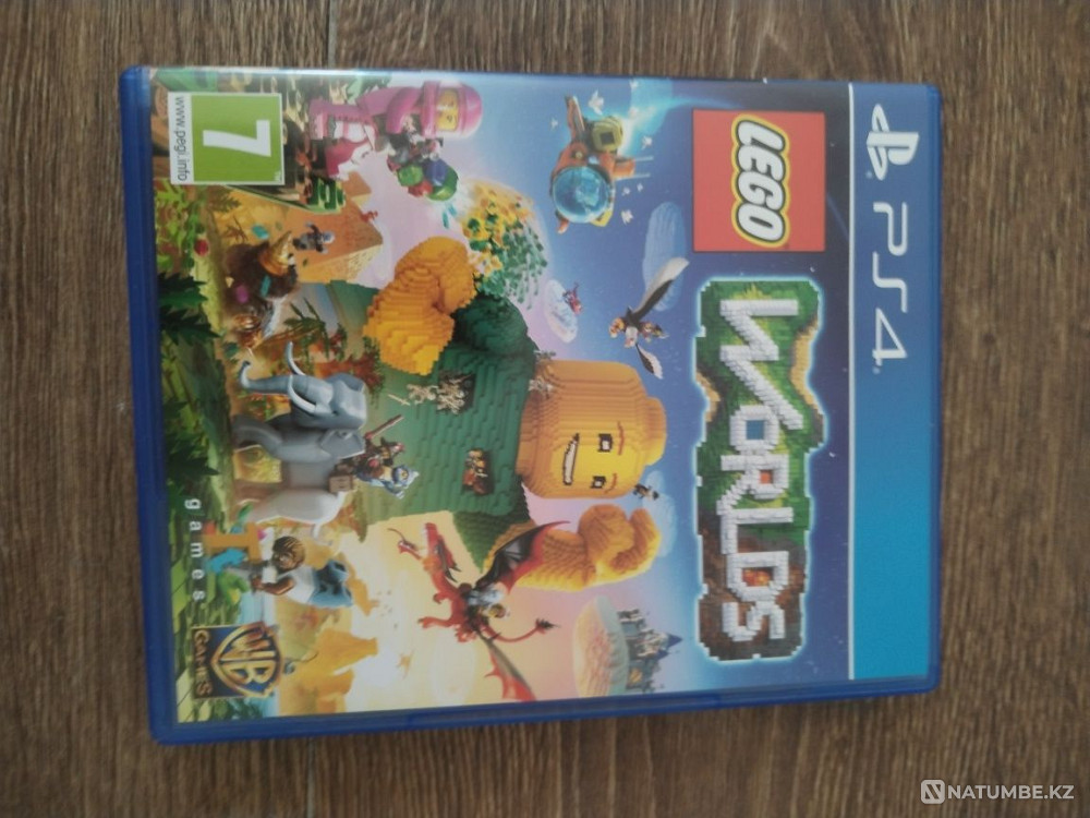 Диск Lego Worlds на PS4  - изображение 3