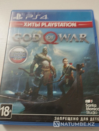 God of war 4 on ps 4  - photo 1