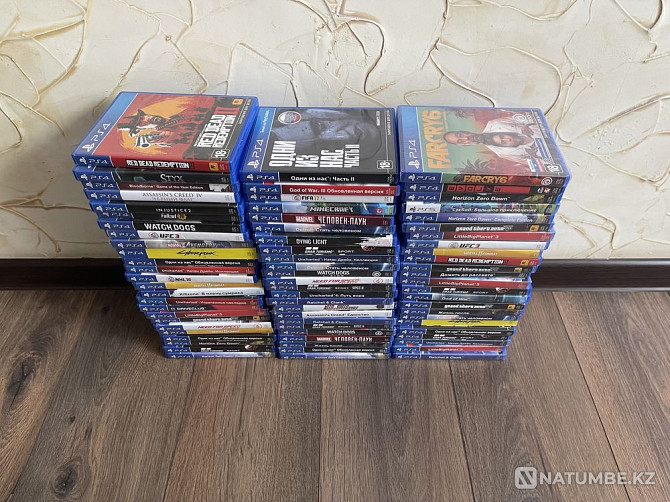 Discs for PlayStation 4 PlayStation 5 games  - photo 1