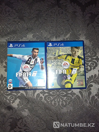 FIFA 17 wheels; Fifa 19 is in good condition. Warranty 3 months  - photo 1