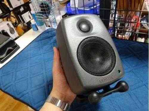 Мен Genelec 8010A класындағы ең кіші мониторларды сатамын  Алматы