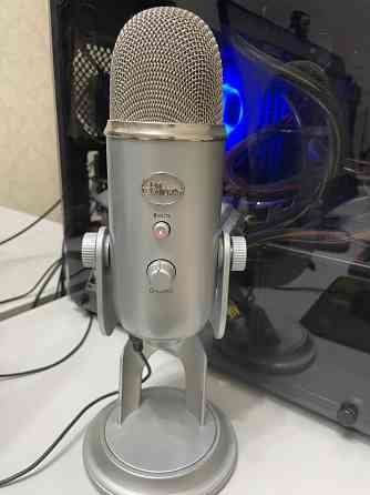 Микрофон Blue Yeti серебристый Алматы